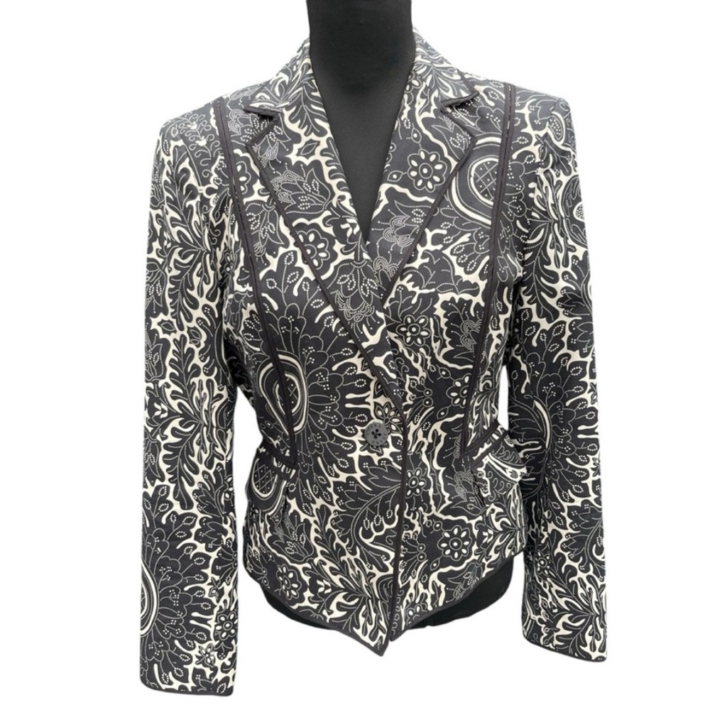 Asara Black/Cream Print Cotton Stretch One Button Short Fitted Blazer (8)